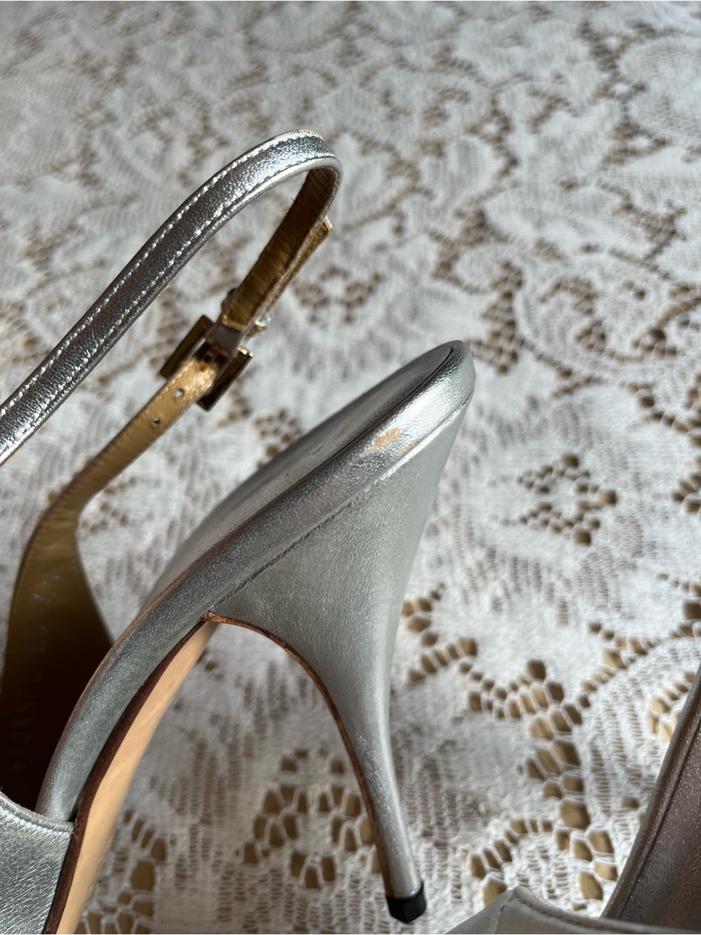 Y2K Valentino Garavani Sling Back Bow Heels, Silver Lambskin, Size EU 40 - Picture 10 of 12